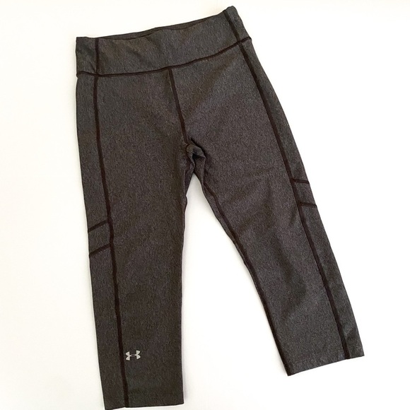 Under Armour Gray Capri Compression Leggings‎ - Picture 1 of 5